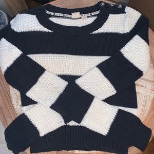 Roxy sweater